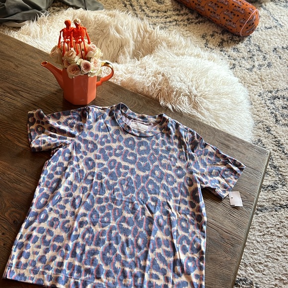 SOL ANGELES Anthropologie Blue and Purple Leopard Print Tee - small - Picture 11 of 15